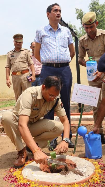 Officials planted 500 saplings in the district jail