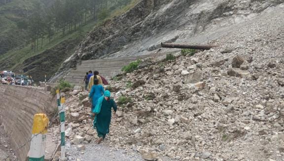 Land Sliding, Road Block