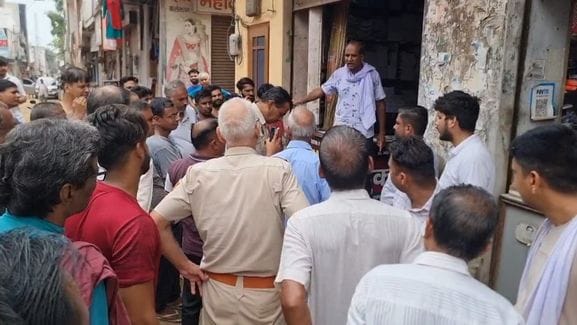 Residents of the area were angry over road construction