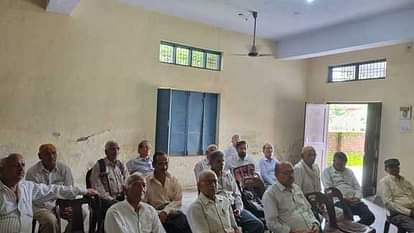 Demand to resolve pending cases of pension revision