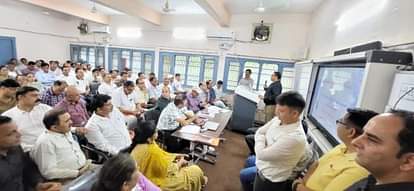 Lecturer and others giving training at District Institute of Education and Training (DIET) Ding.