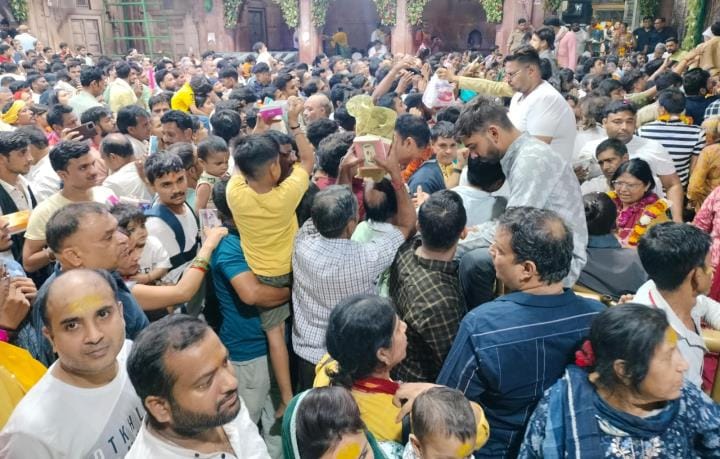 Braj immersed in the confluence of Mudia fair, weekend and Ekadashi
