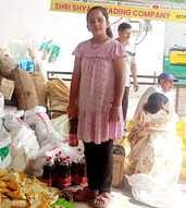 Sixth class student Mokshathika came forward to help the affected people