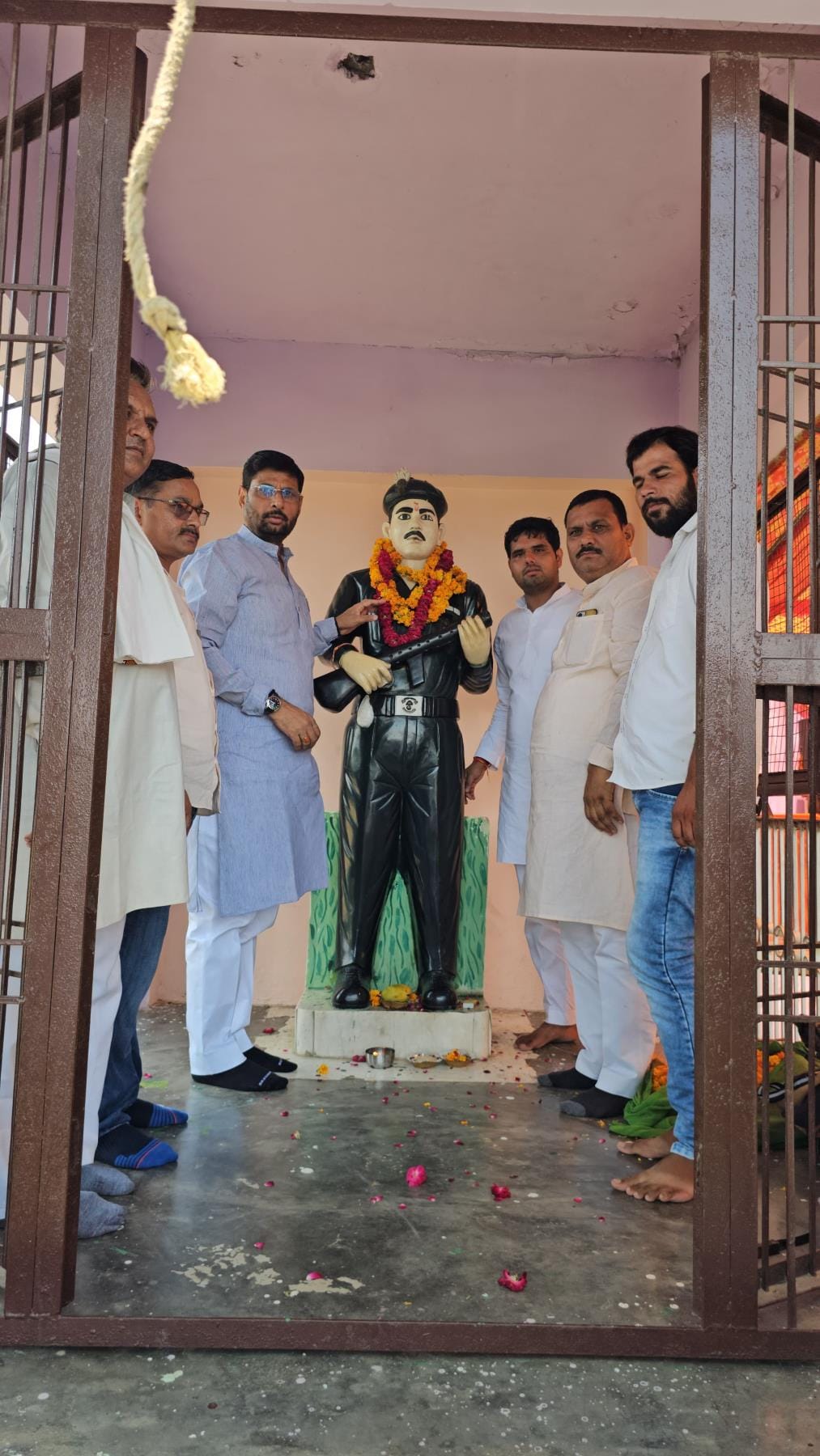 The young generation should take inspiration from the sacrifices of the martyrs