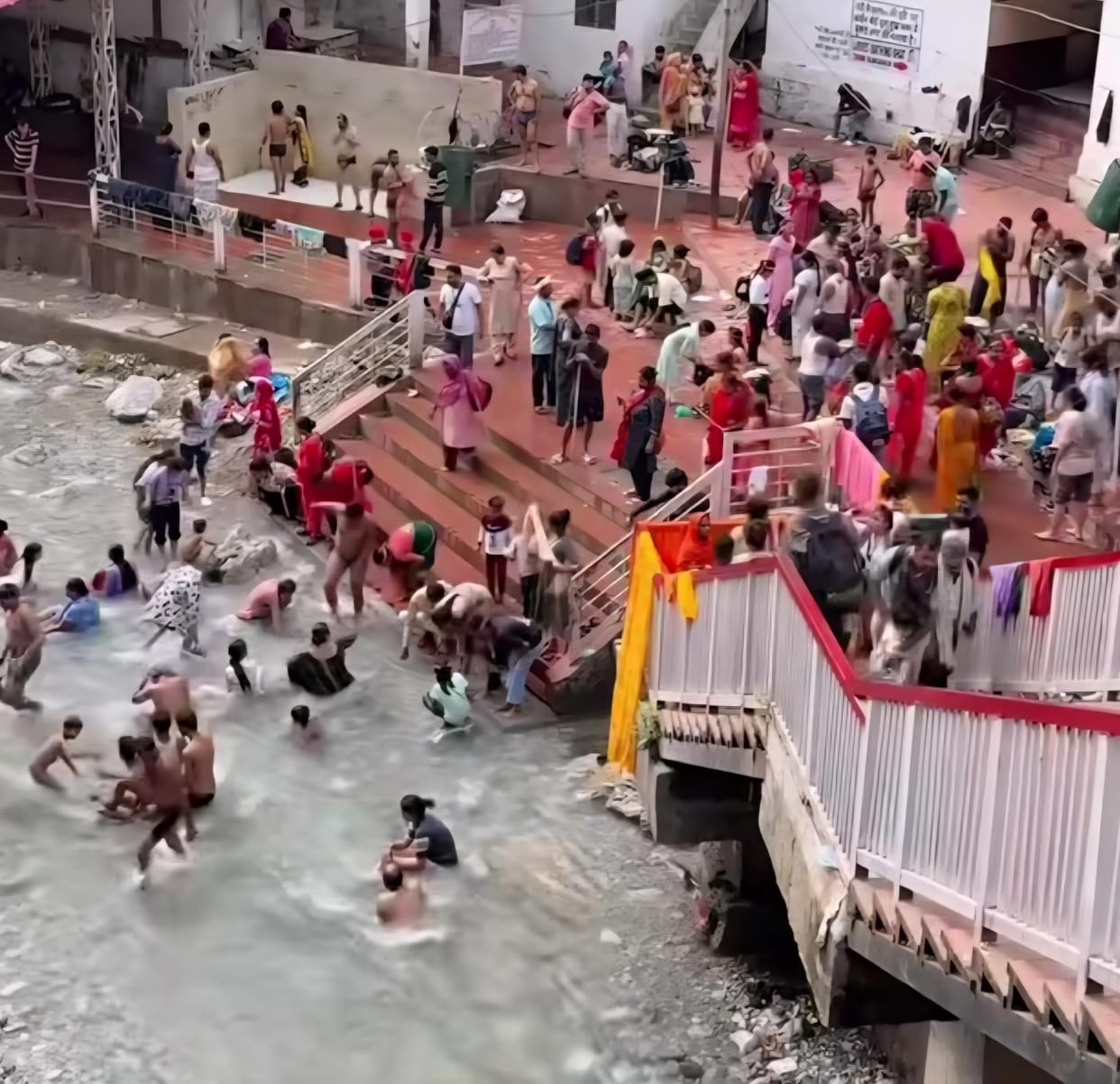 Katra, Vaishno devi Yatra, Helicopter Service Suspend