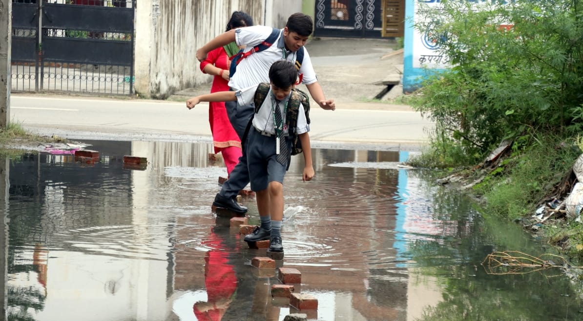 Drain cleaning limited to papers, waterlogging on the ground