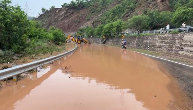 Udhampur, Rain, Water At road, Highway Effected