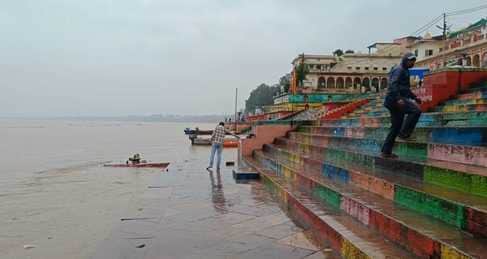 Due to heavy rain in  NARMADAPURAM  district  water level of Narmada River  rising