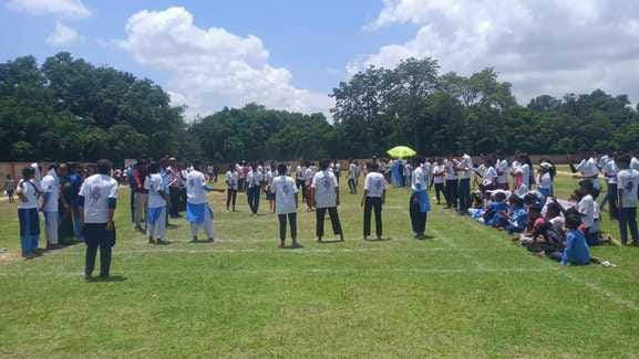 Motihari Bihar News  Even in the scorching heat, the education department is organizing sports