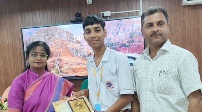 Anshuman won the divisional level science model competition