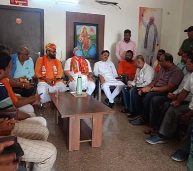 Banswara News: ‘भाषाई विवाद संविधान के खिलाफ, मराठी नहीं बोलने पर मारपीट असहनीय’, पीएम मोदी के भाई ने कहा
