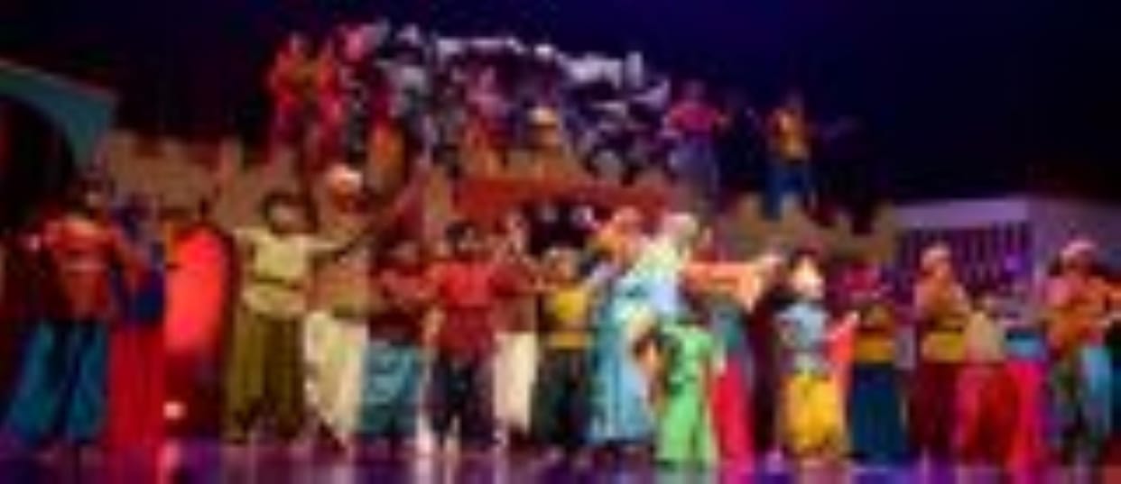 In 'Kissa Kisson Ka', children composed a poem of harmony on stage