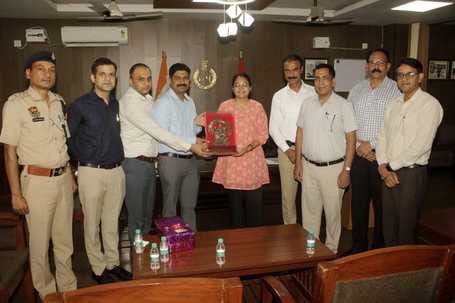 Superintendent of police bid farewell to the transferred DSP