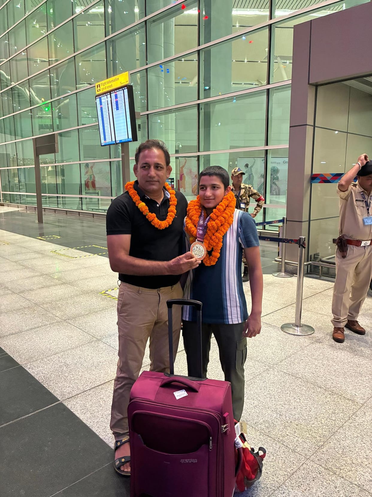 Wrestler Simran won silver at the Asia Championship.