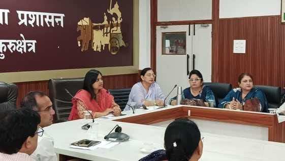 Instructions for planting Amla and Guava in government schools