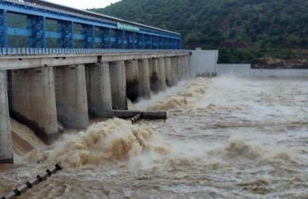 Announcement in coastal villages, fishermen and shepherds should not go towards the river