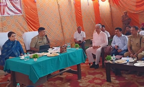 Officers should make arrangements before the start of Kanwar Yatra: DM