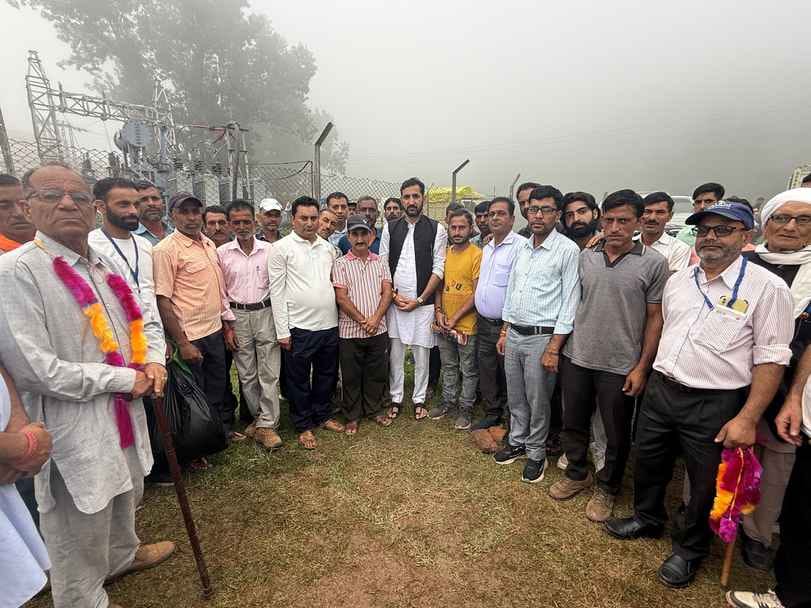 MLAs came out in support of daily wage earners of electricity department