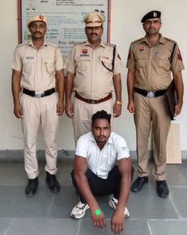 Accused of pickpocketing at minister's public meeting arrested