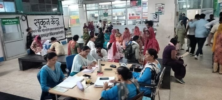 Pregnant women were examined in the civil hospital