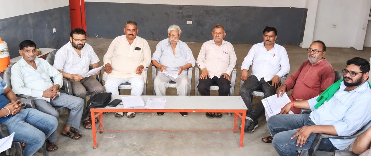 The general secretary of Shri Ram Leela Committee was expelled for not providing details of three years