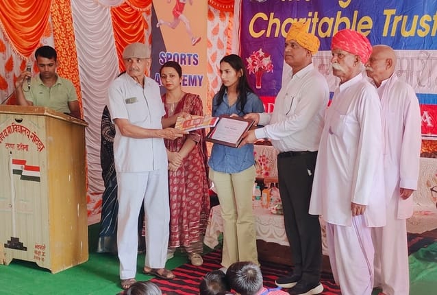 Meritorious students were honored in Gothra Tappa