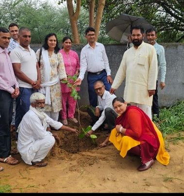 Ayush free health camp organized in Devnagar on Guru Purnima