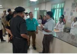 Arbitrariness in OPD, four doctors were absent for two and a quarter hours