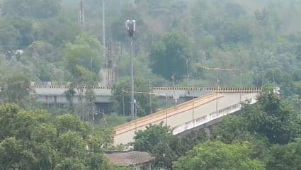 नेपानगर का 86 डिग्री वाला ब्रिज बना सुर्खियों में