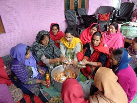 Self-employment is flourishing due to garlic pickle