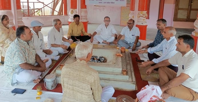 Guru Brahma, Guru Vishnu, Guru Devo Maheshwara.