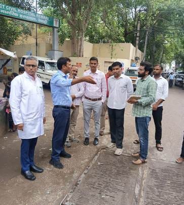 SDM inspected the hospital regarding waterlogging