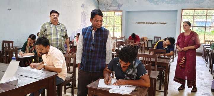 Deputy Director inspected IGNOU term end examination