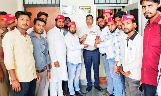 SP student assembly protested against the merger of schools