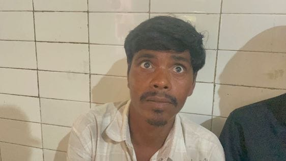 Doctors did not come to the district hospital till nine o'clock, patients kept waiting