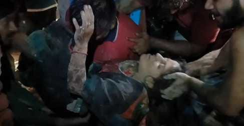 Maihar News: Woman injured after being buried under a wall that collapsed during rain
