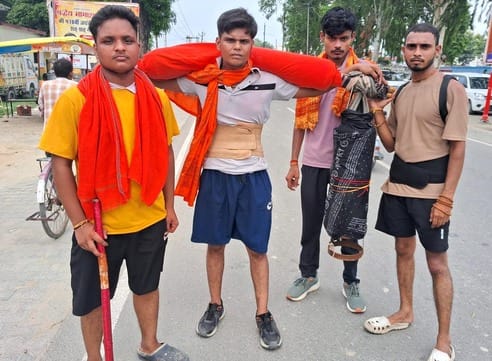 Sawan has arrived... Kanwariyas have set out, will perform Jalabhishek on Monday