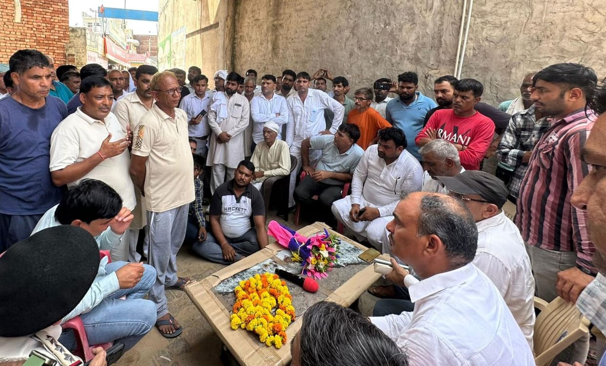 businessmen met mla