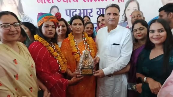 Women Congress State President Sarika Singh roared against atrocities against women in Nari Nyay Sammelan