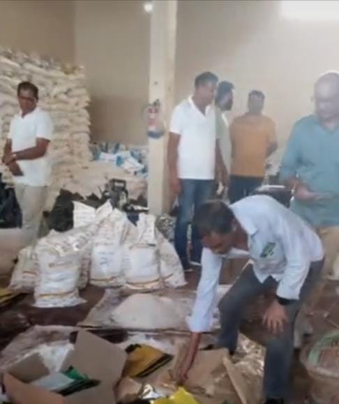 CM Flying caught illegal fertilizer factory