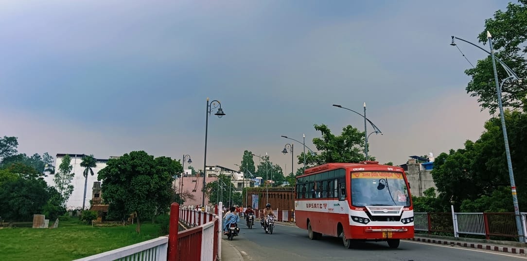 Temperatures rise, heavy rain expected today