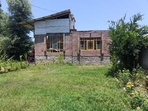 Notorious drug smuggler's property worth Rs 1 crore seized