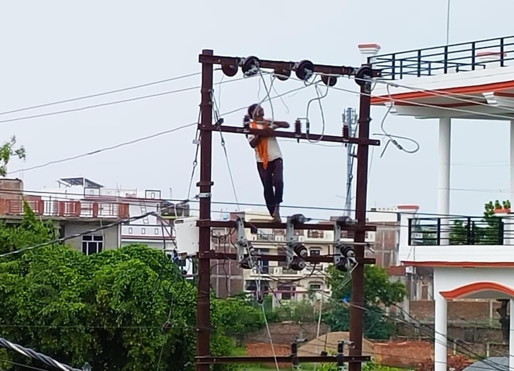 There was no electricity throughout the night