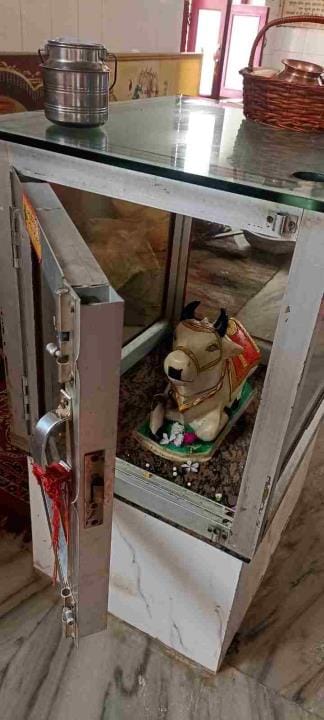Cash stolen by breaking donation boxes of temple in Adampur