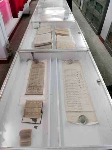 78 year old library also has Ramayana written in Persian