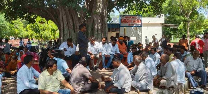 Minister Bedi held talks with the committee in Ganesh's death case but no consensus was reached