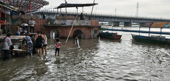 Despite the water level of Ganga being stable, uneasiness persists