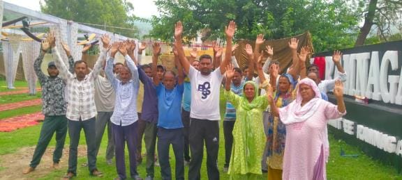 Ramnagar, Cleaning workers, Held Strike