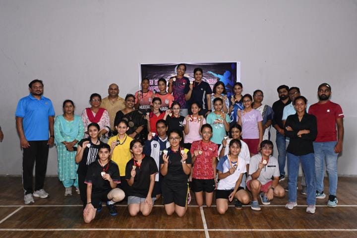 Badminton tournament: Riana, Suvigya and Muzaina became champions in the girls category