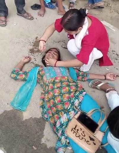 Teacher fainted on road after being beaten by auto driver, one sent to jail